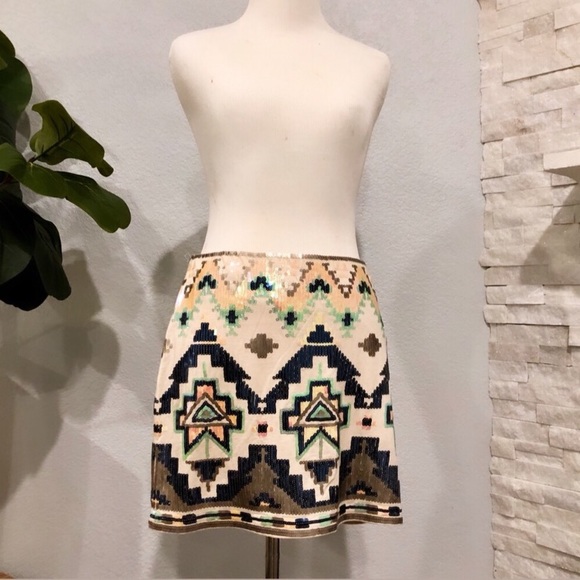 Patterned mini skirt | Express - Picture 3 of 4